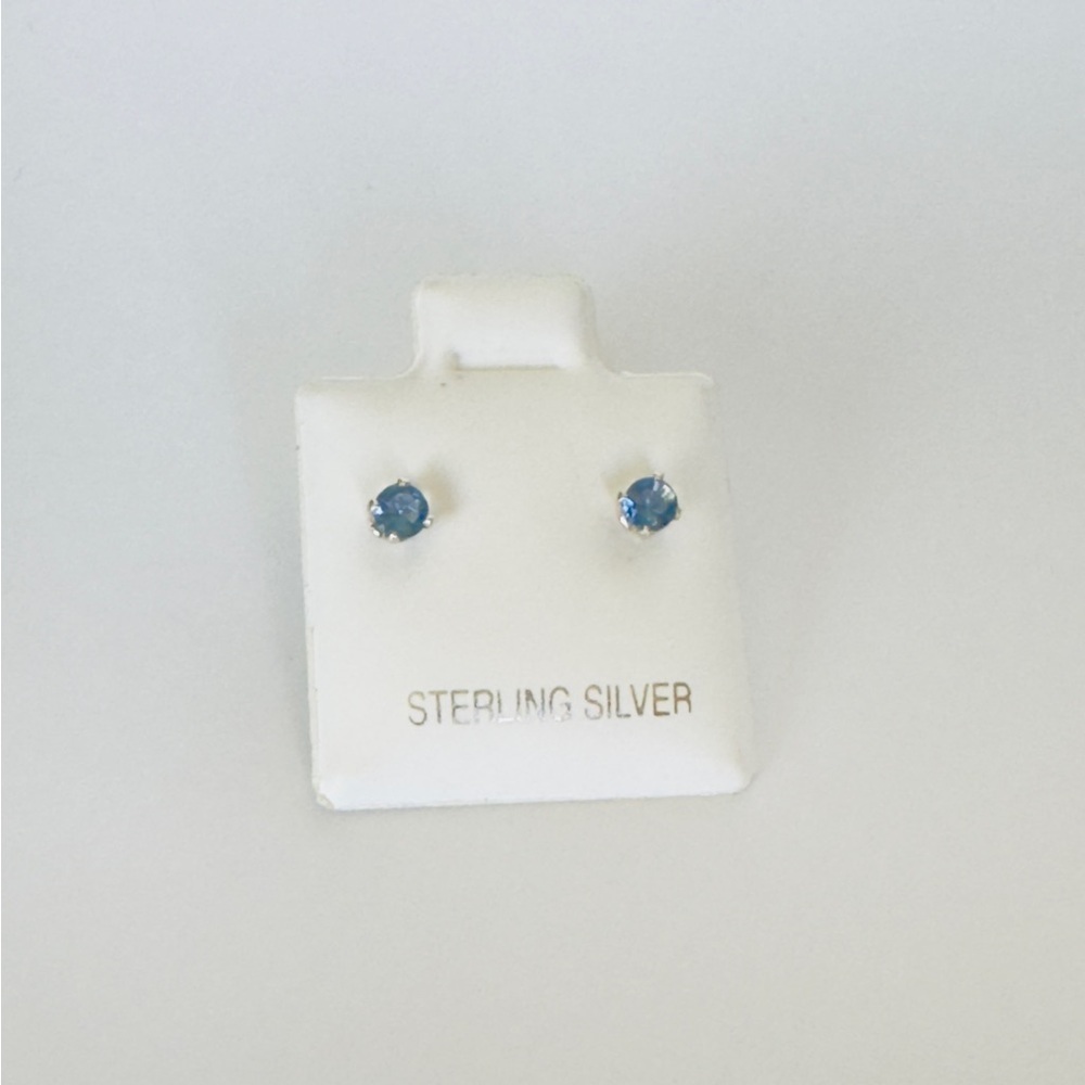 Brand New 2mm Blue Round CZ 925 Sterling Silver Earrings - Picture 1 of 5